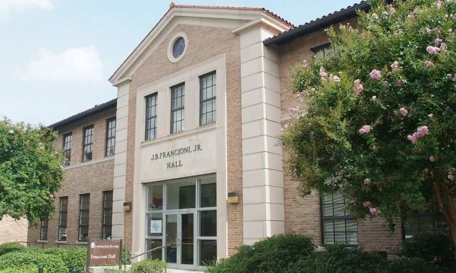 francioni-hall francioni-hall