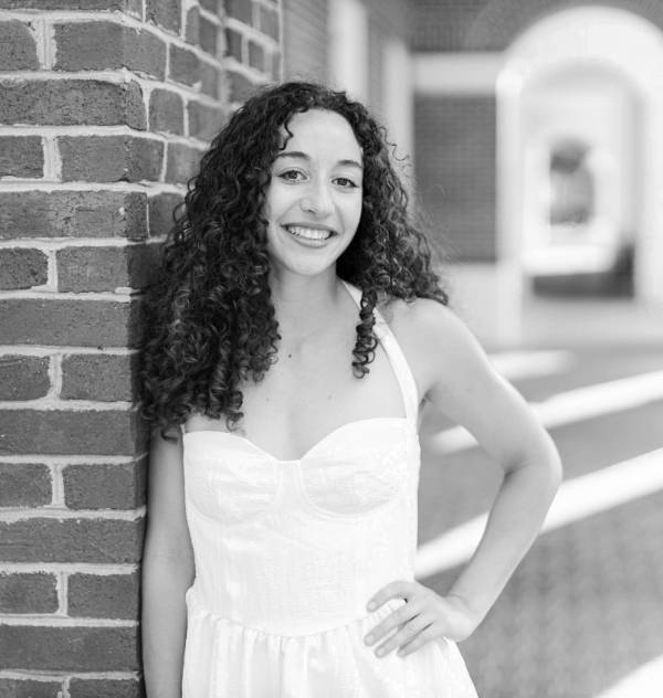 Picture of Graduate Student Anna Dean